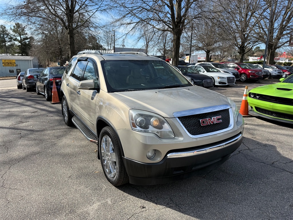 2010 GMC Acadia SLT-2 photo