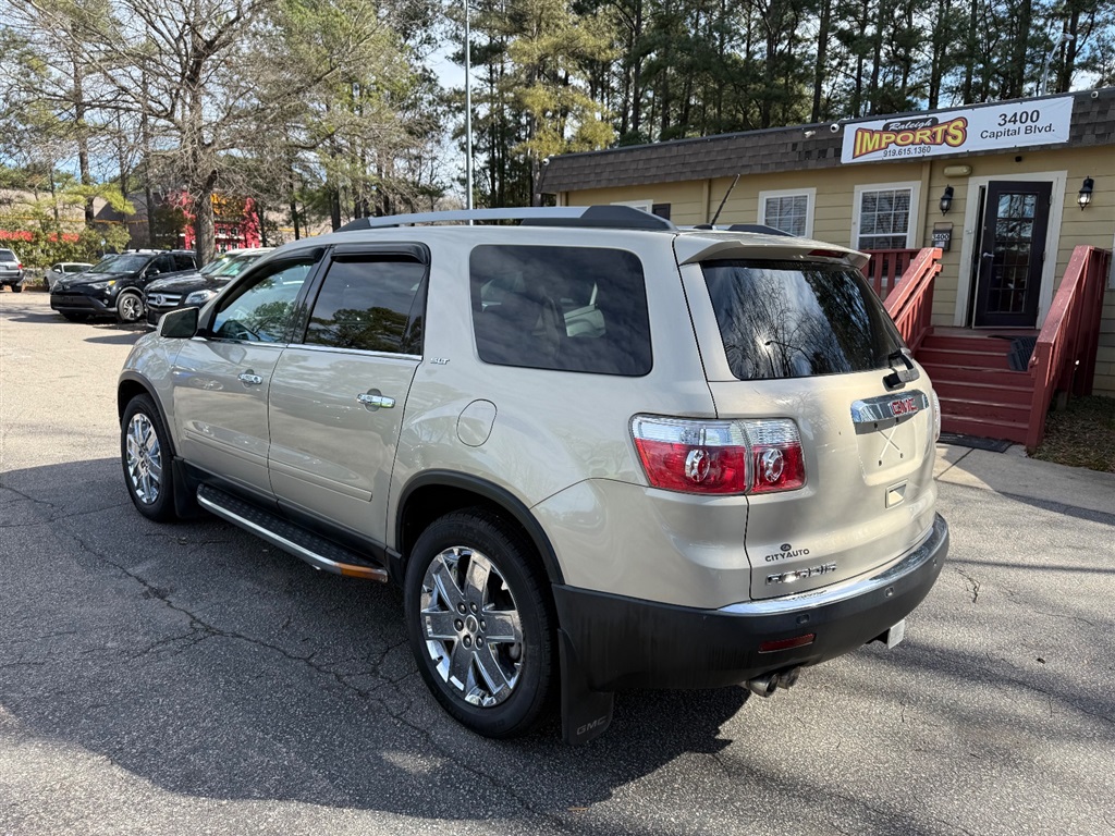 2010 GMC Acadia SLT-2 photo