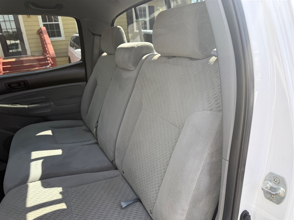 2011 Toyota Tacoma PreRunner V6 photo