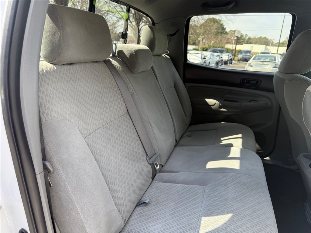 2011 Toyota Tacoma PreRunner V6 photo