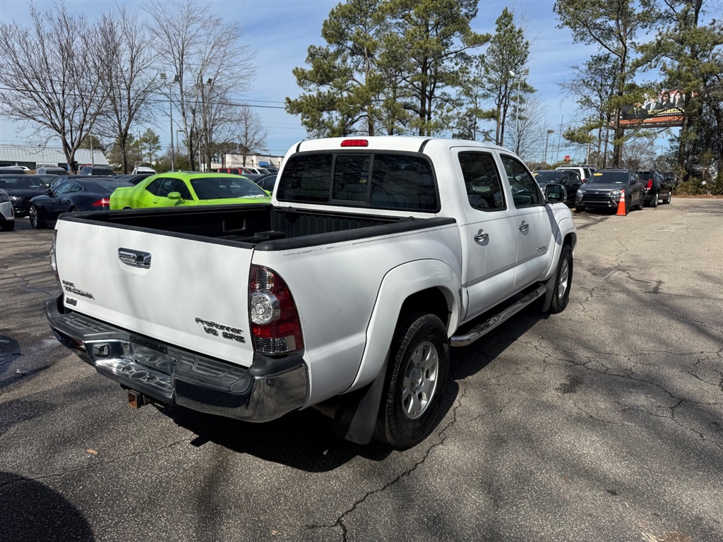 2011 Toyota Tacoma PreRunner V6 photo