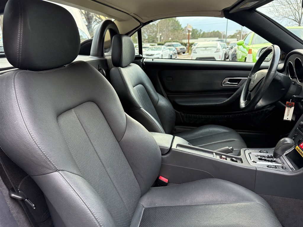 2003 Mercedes-Benz SLK-Class SLK230 photo