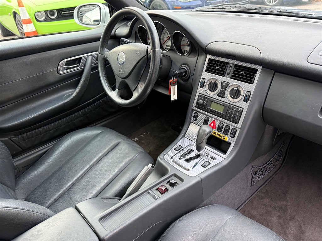 2003 Mercedes-Benz SLK-Class SLK230 photo
