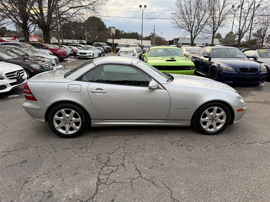 2003 Mercedes-Benz SLK-Class SLK230 photo