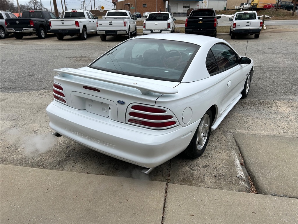 1994 Ford Mustang GT photo