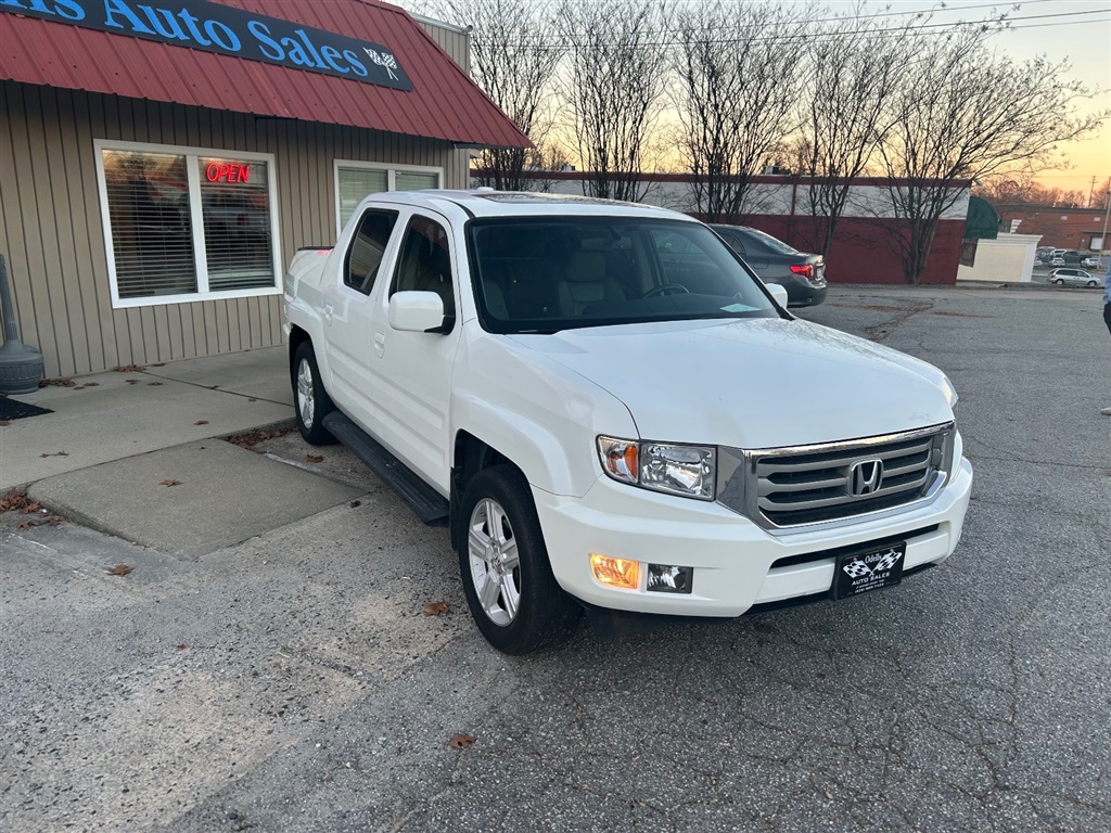 2013 Honda Ridgeline RTL photo