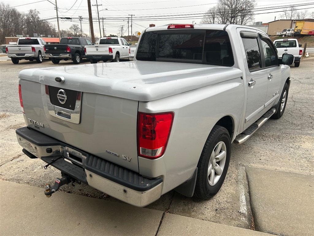 2012 Nissan Titan SV photo