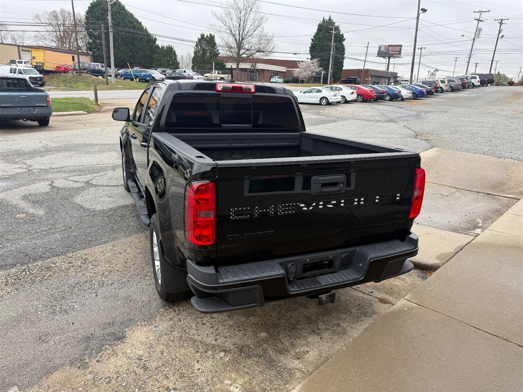 ChevroletColorado LT Crew Cab 2WD Long Box3