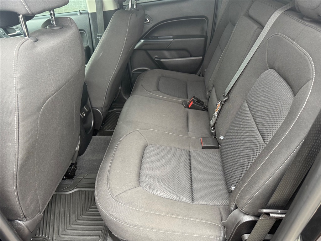 ChevroletColorado LT Crew Cab 2WD Long Box5