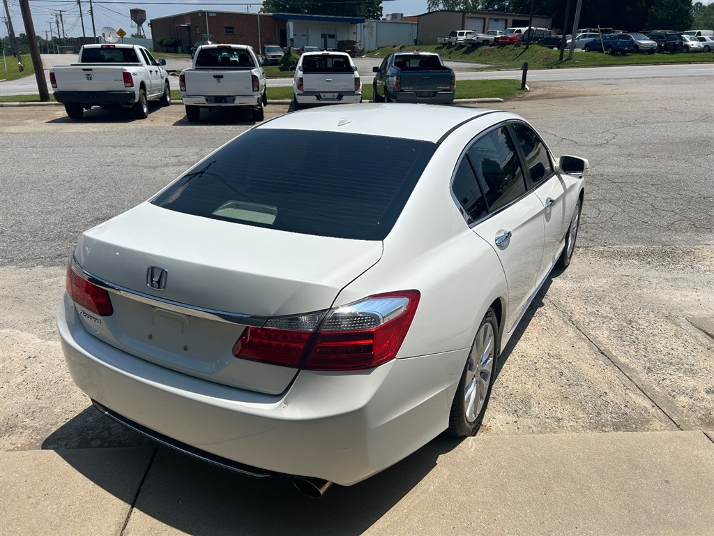 HondaAccord EX-L Sedan CVT3