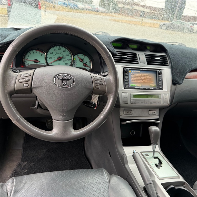 ToyotaCamry Solara SE Convertible7