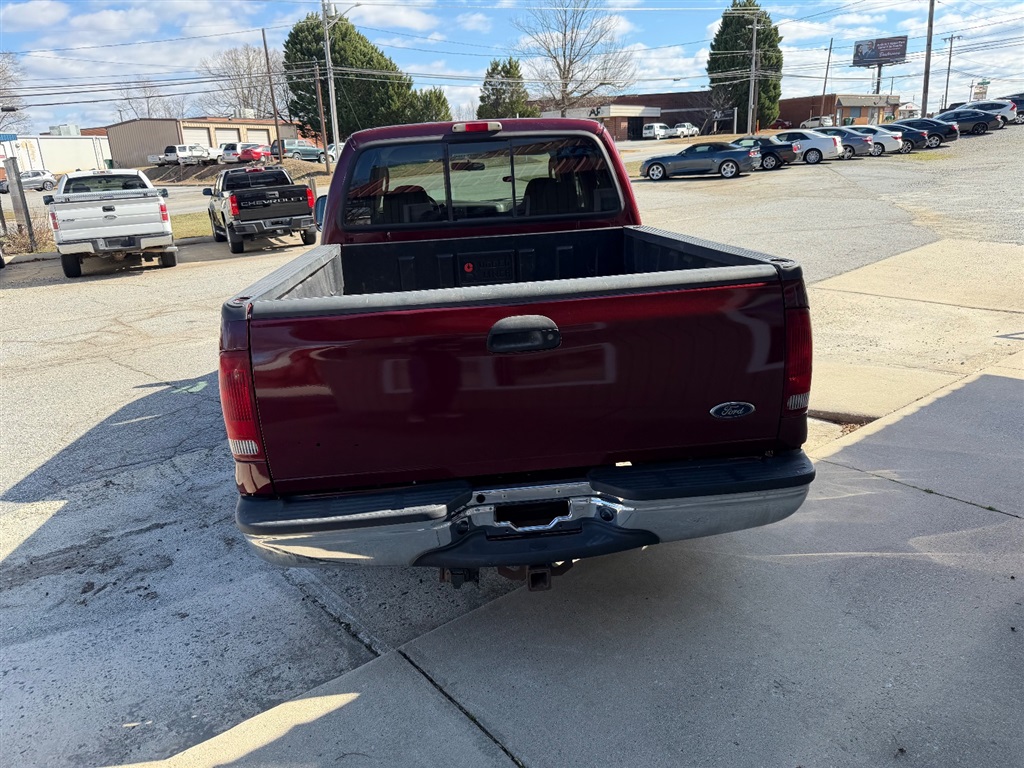 FordF-250 SD XLT Crew Cab 2WD4