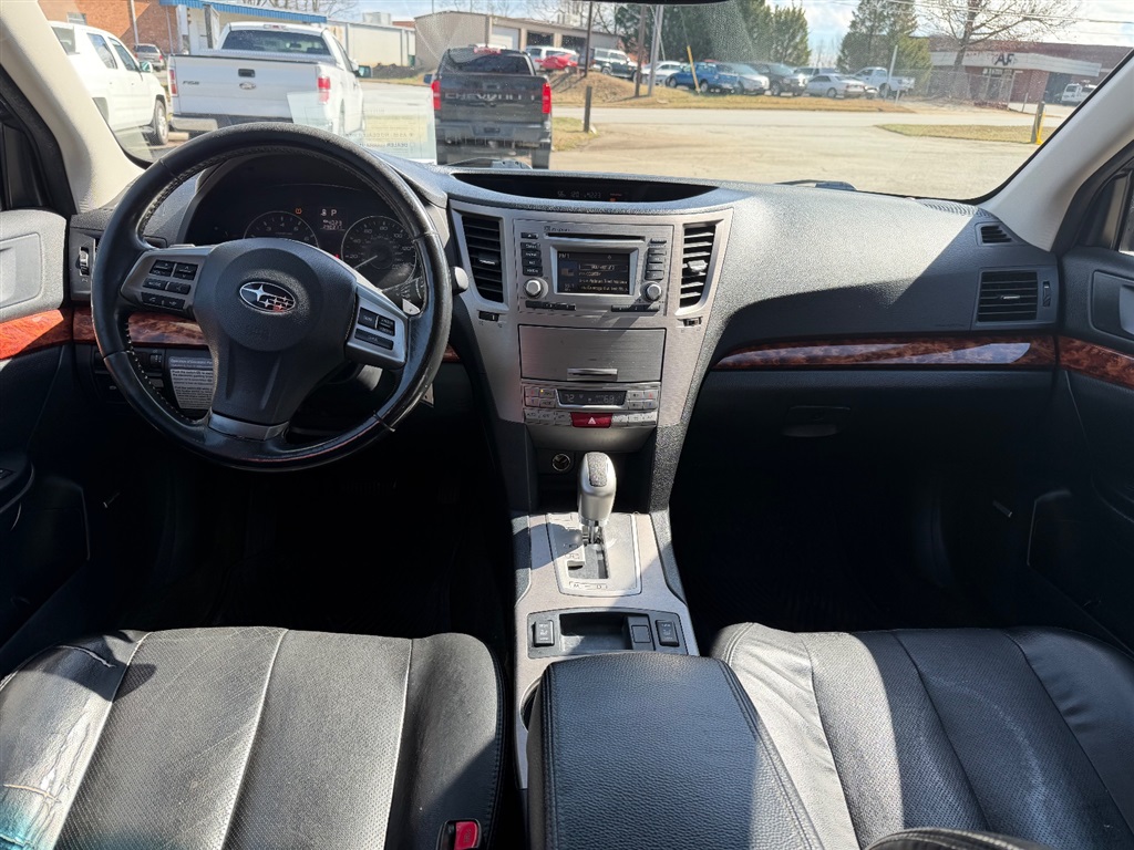SubaruOutback 2.5i Limited6