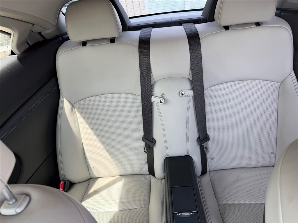 LexusIS C 2507