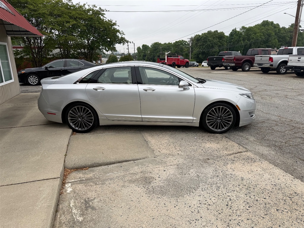 LincolnMKZ AWD3