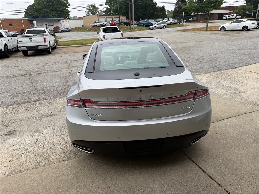 LincolnMKZ AWD5