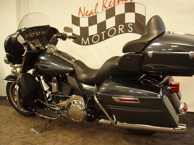 The 2015 Harley-Davidson FLHTCUL - Electra Glide® 
