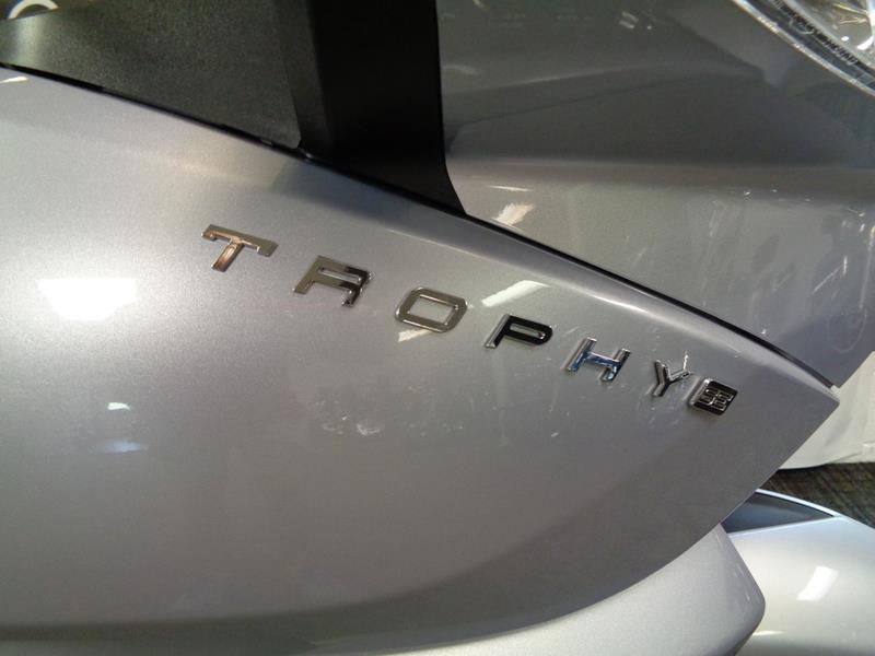 The 2013 Triumph TROPHY SE 