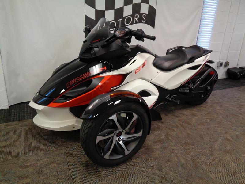 2015 Can-AM Spyder® RS-S SE5  photo
