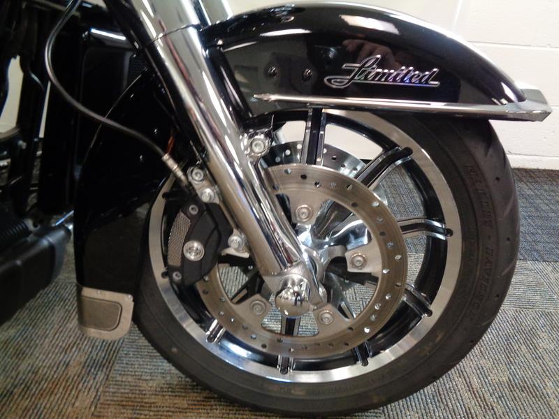 The 2014 Harley-Davidson FLHTK - Electra Glide® Ul 