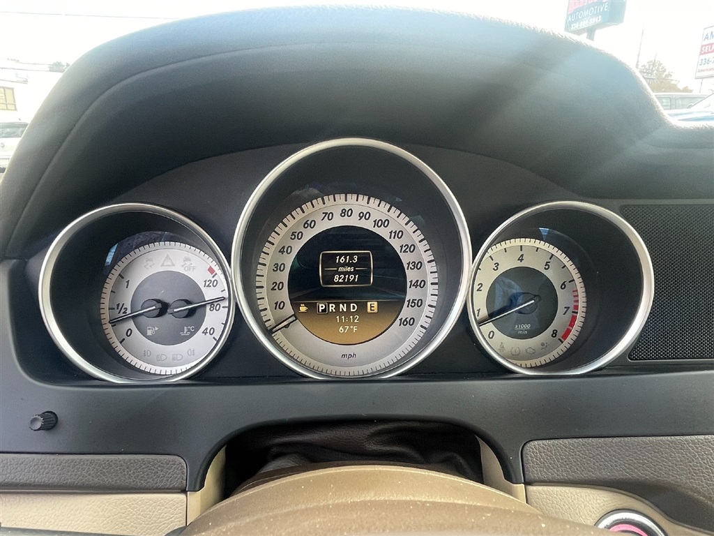 2012 Mercedes-Benz C-Class C300 4MATIC Luxury photo