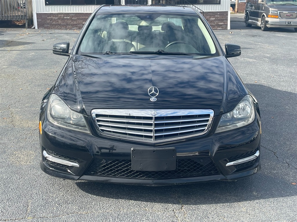 2012 Mercedes-Benz C-Class C300 4MATIC Luxury photo