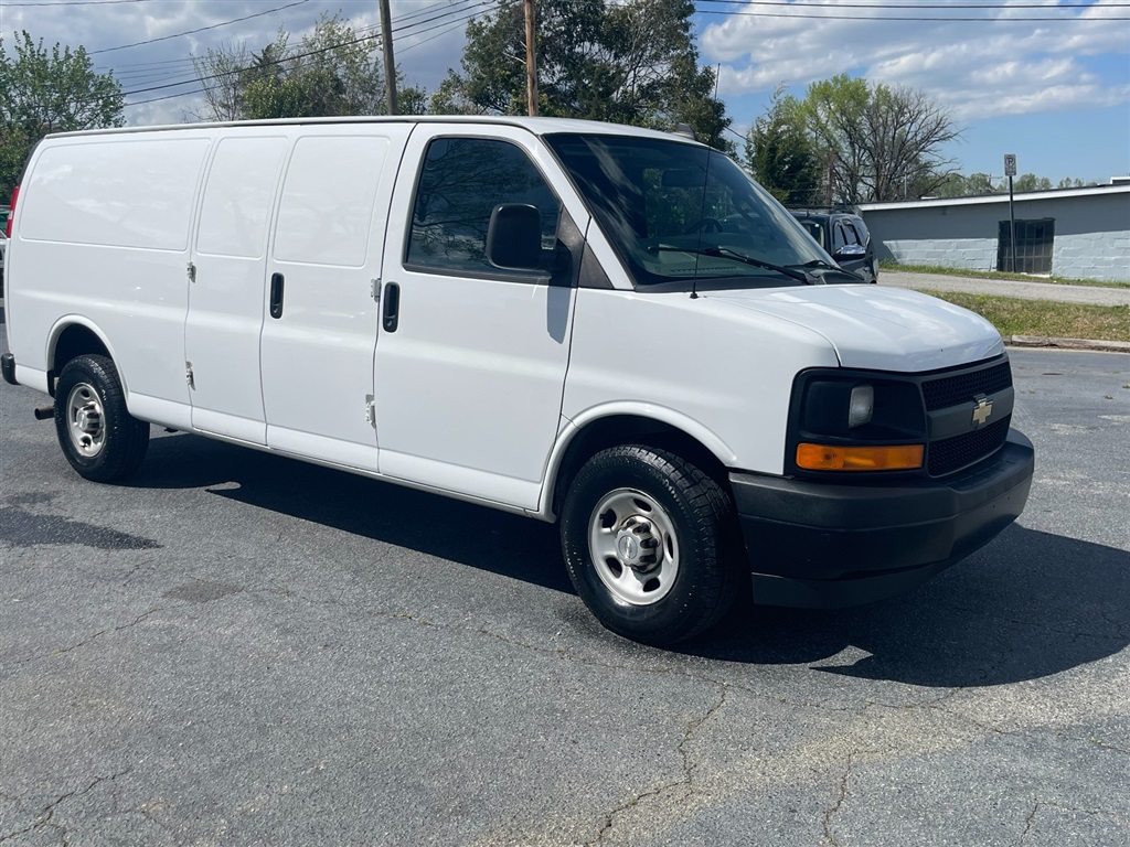 2017 Chevrolet Express 2500 Cargo Extended  photo