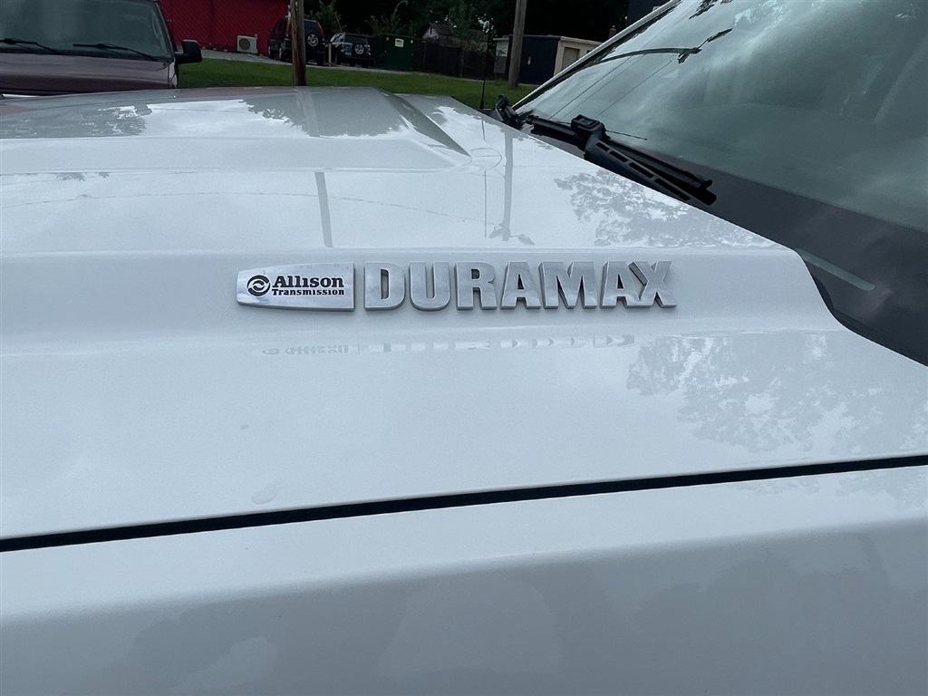 GMCSierra 2500HD Denali Crew Cab 4WD15
