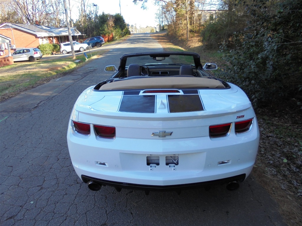2011 Chevrolet Camaro SS photo