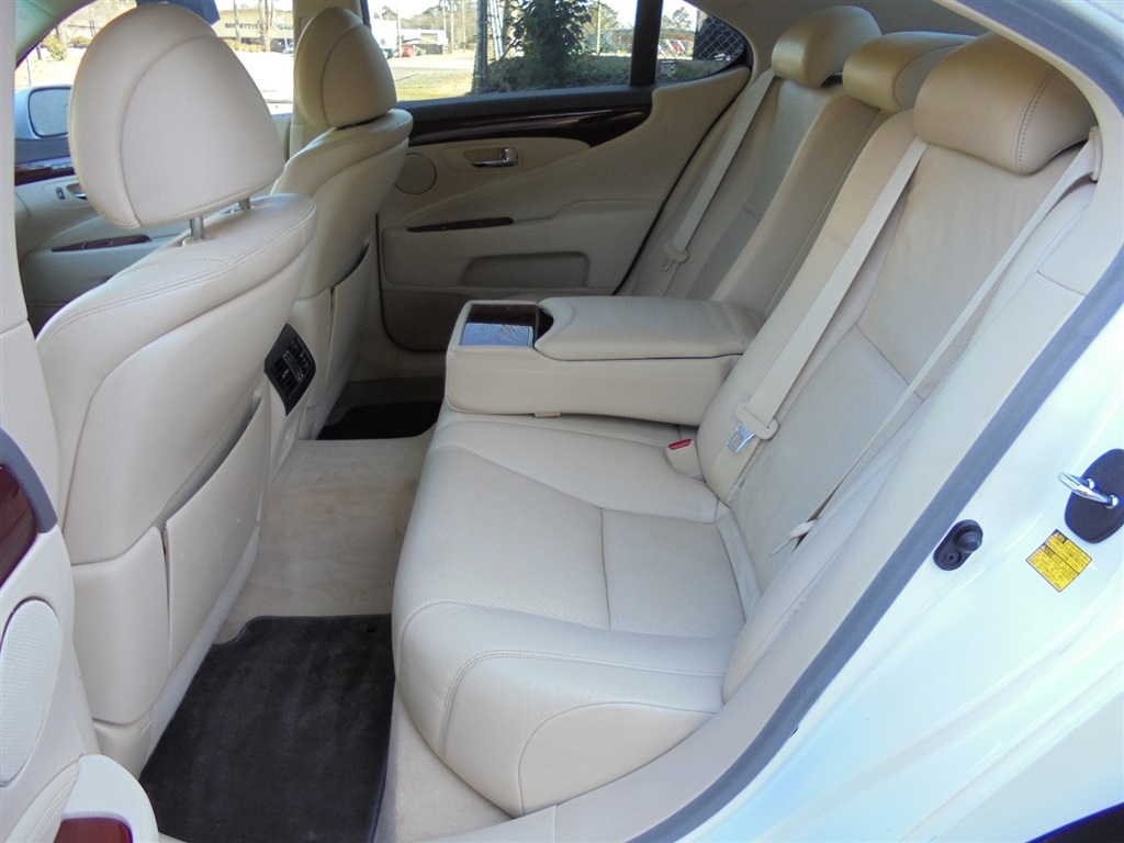 2012 Lexus LS 460 photo