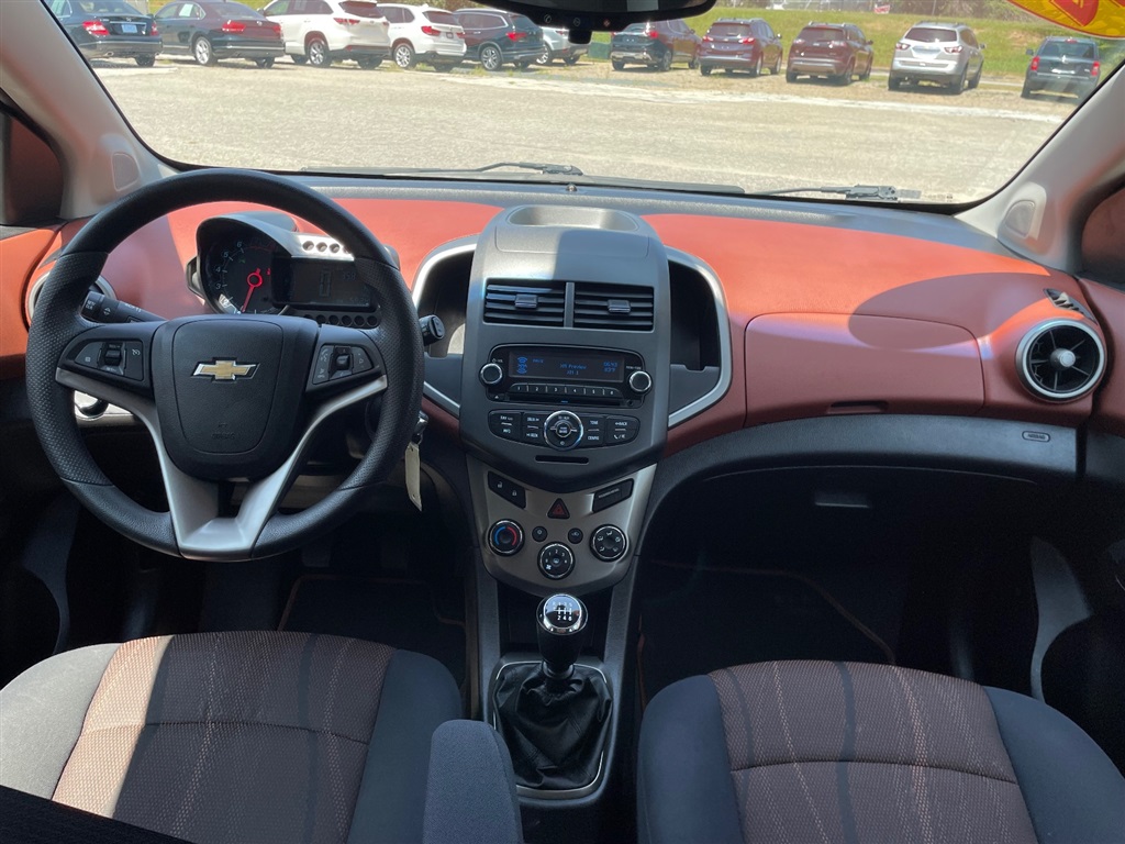 2012 Chevrolet Sonic LT photo