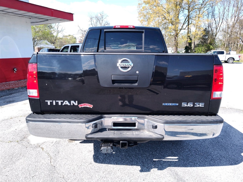 2010 Nissan Titan XE photo