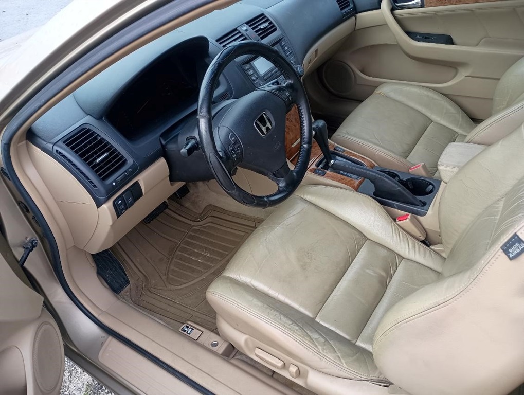 2005 Honda Accord EX photo