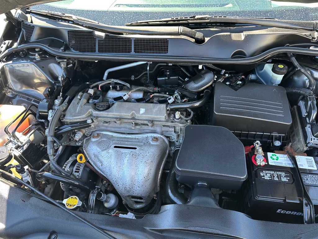2012 Toyota Venza LE photo