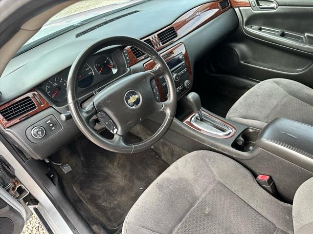 2011 Chevrolet Impala LT photo