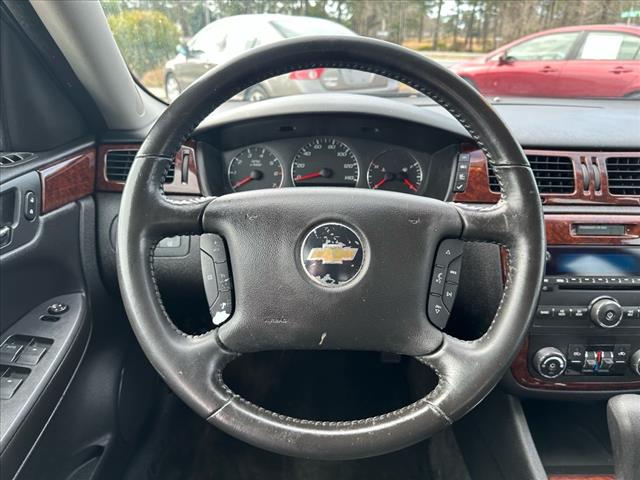 2011 Chevrolet Impala LT photo
