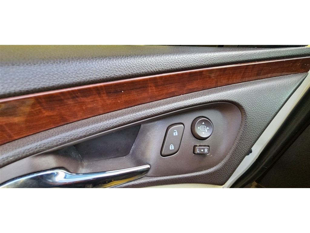 2014 Buick Regal Premium 1 photo