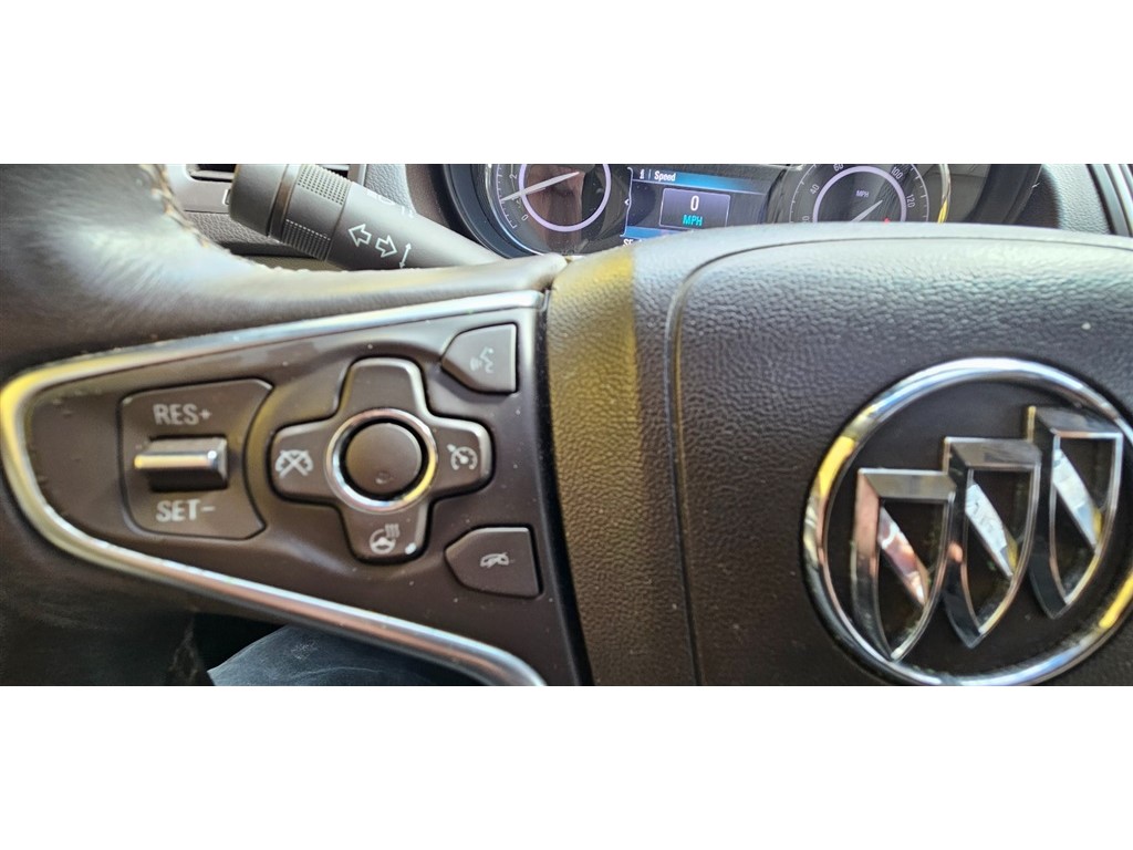 2014 Buick Regal Premium 1 photo