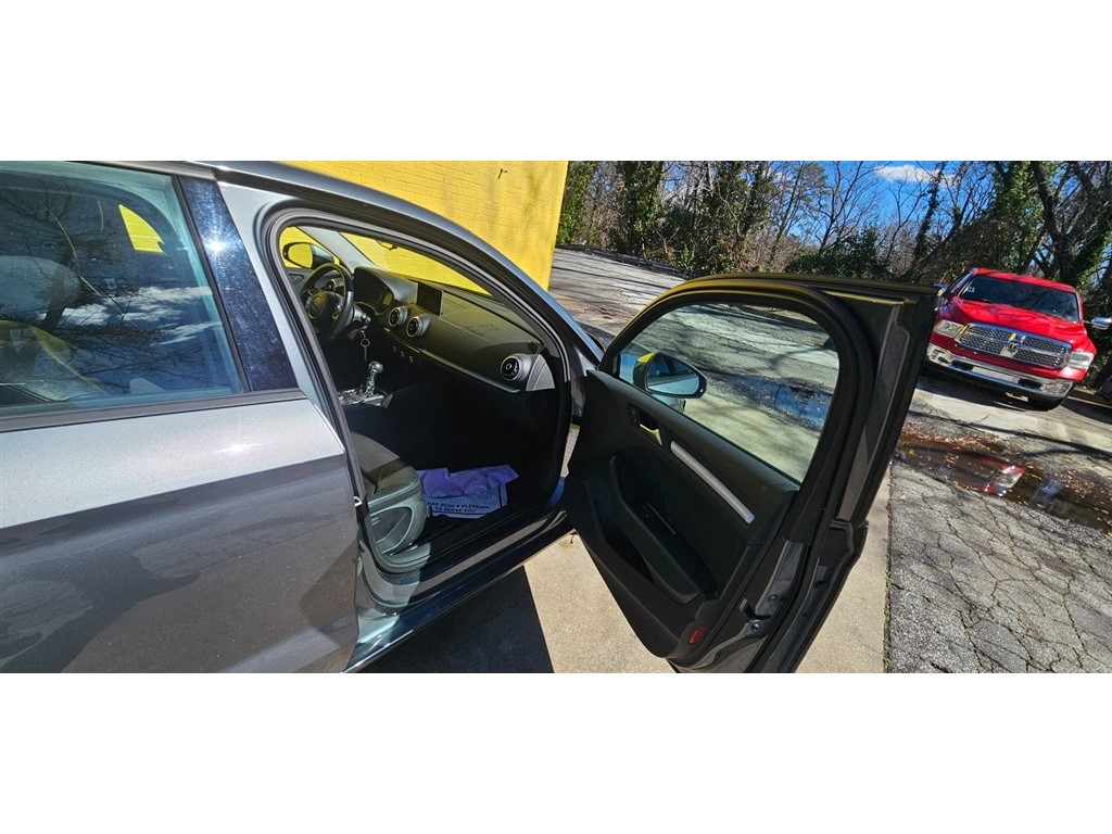 2015 Audi A3 1.8T Premium photo