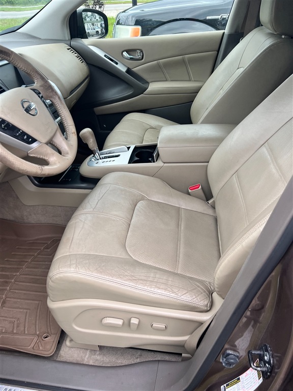 2011 Nissan Murano S photo