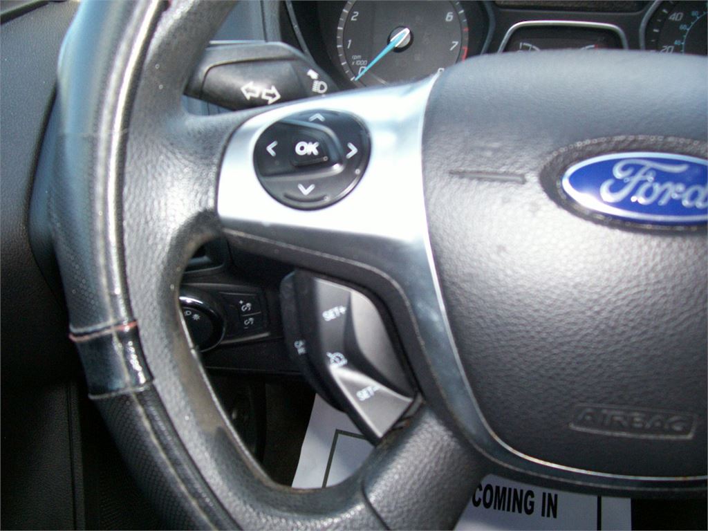 2014 Ford Focus SE photo