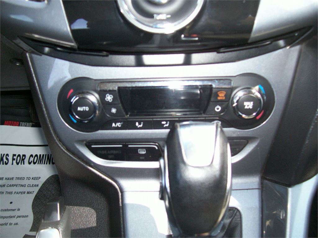 2012 Ford Focus Titanium photo