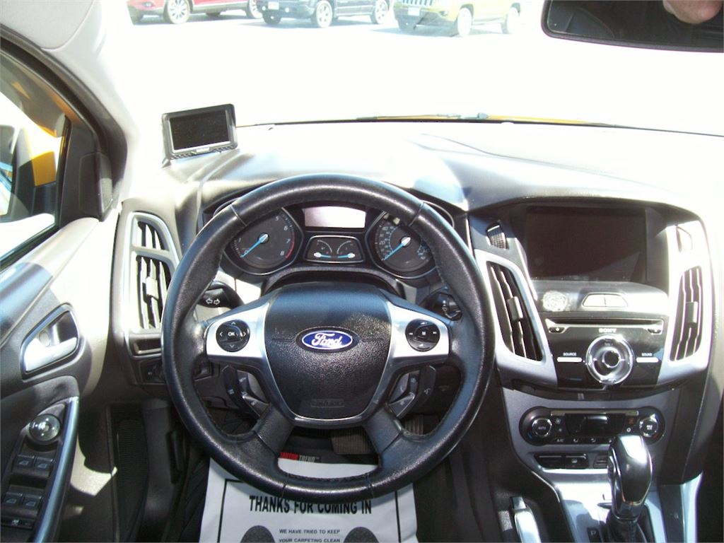 2012 Ford Focus Titanium photo