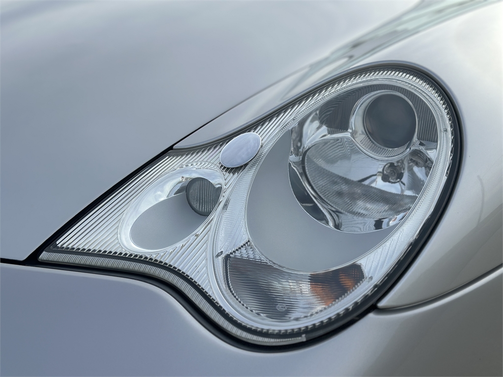 2003 Porsche 911 Carrera photo
