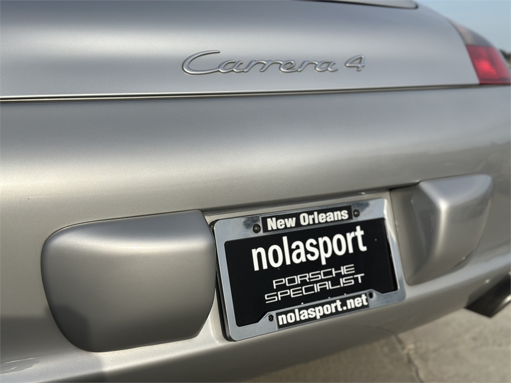 2003 Porsche 911 Carrera photo