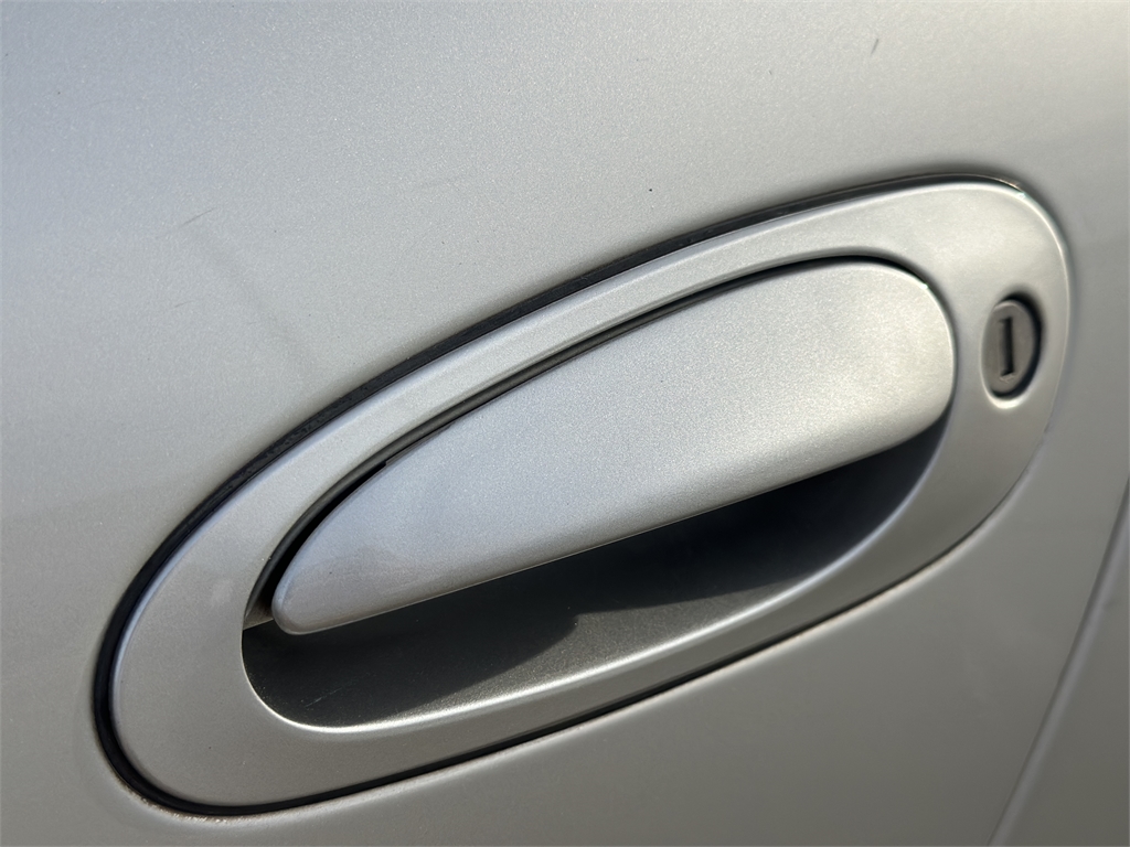 2003 Porsche 911 Carrera photo