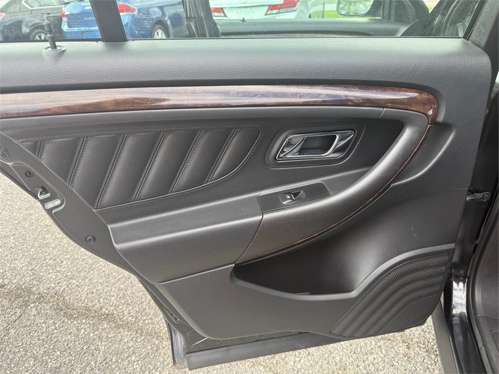 FordTaurus Limited11