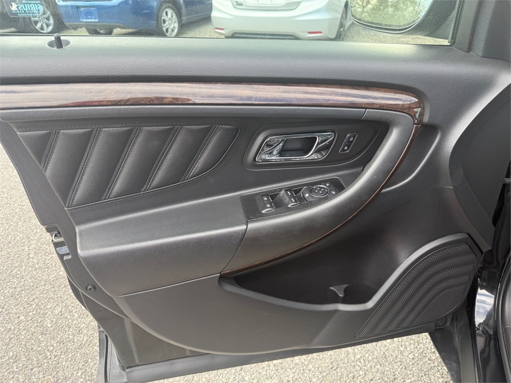 FordTaurus Limited9
