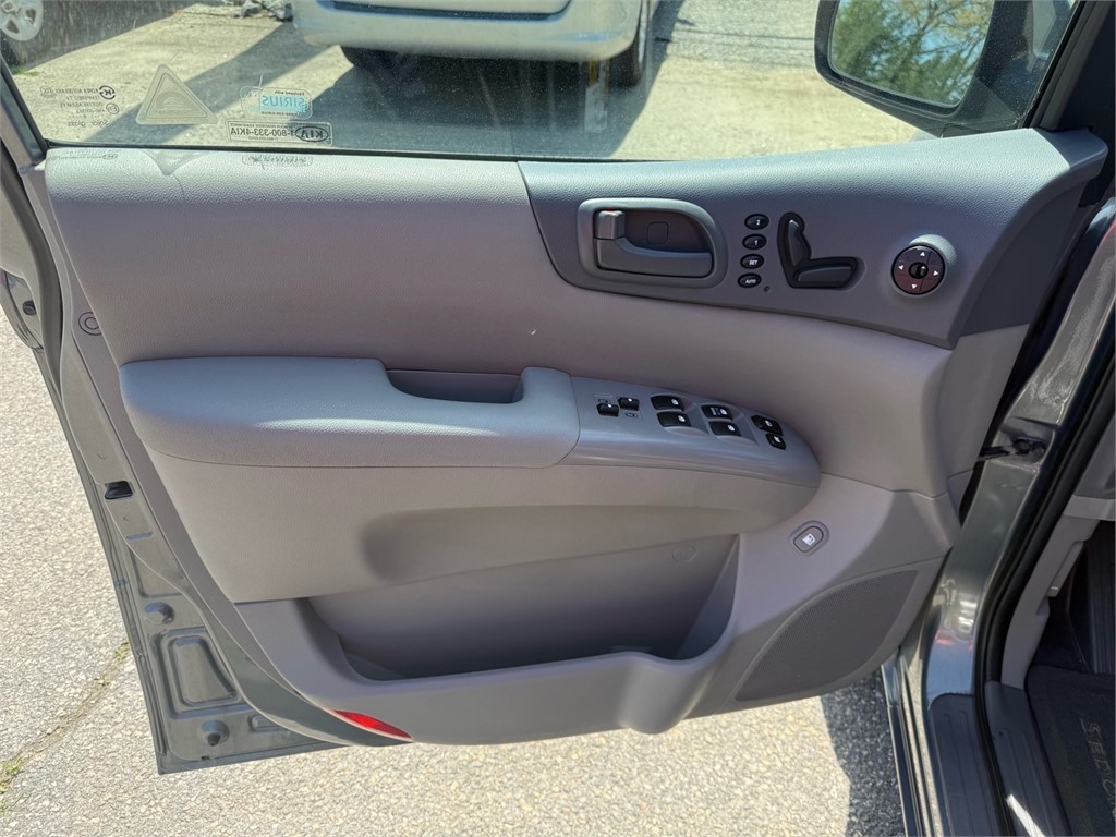 KiaSedona EX Minivan 4D10