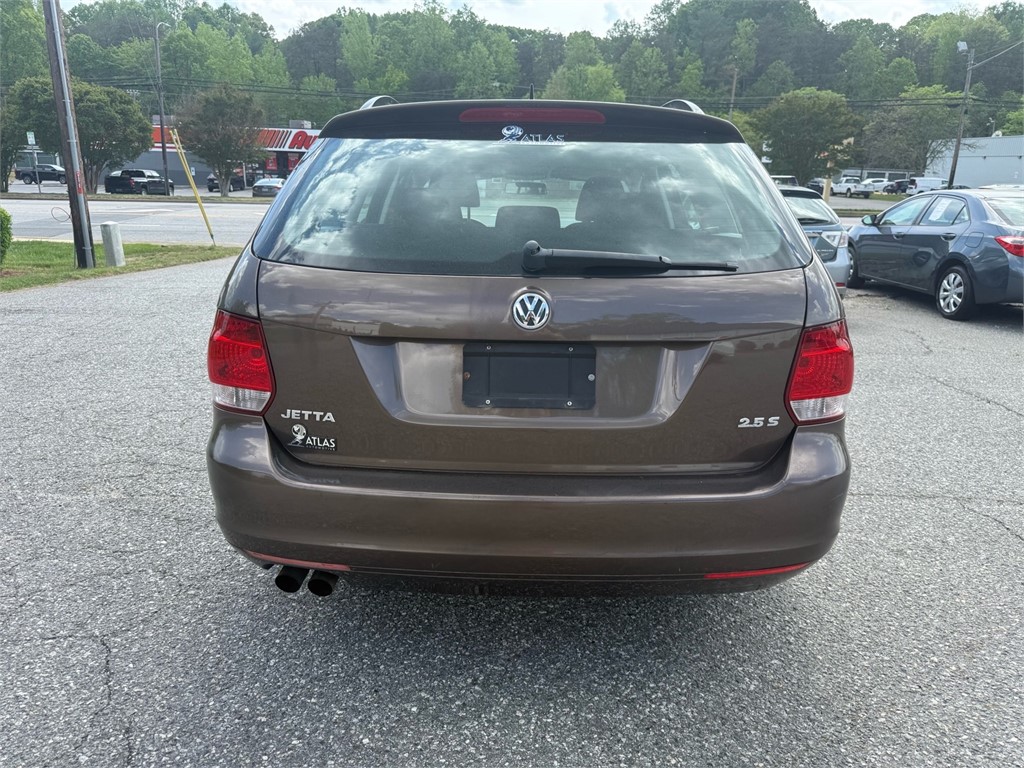 VolkswagenJetta 2.5L S Sport Wagon 4D4
